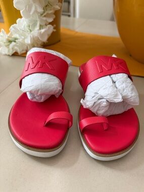 Michael Kors Bright Peach/Red Toe-Loop Slide Sandals